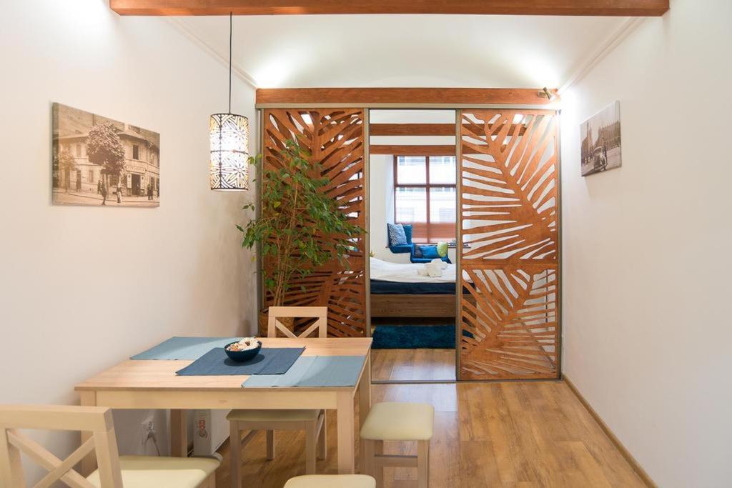Cozy Studio On Wielopole Street. 크라쿠프 외부 사진